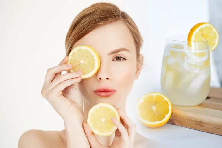 Lemon juice की मदद से आसानी से अपने चेहरे के काले धब्बे हटाइए, जानिए घरेलू उपाय | Remove Dark Spots On Face